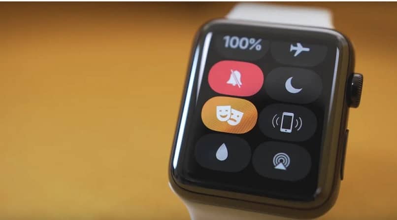 ¿Cómo activar y desactivar el modo avión en Apple Watch?  – Paso a paso (ejemplo)
