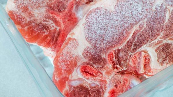 Cómo descongelar carne rápidamente